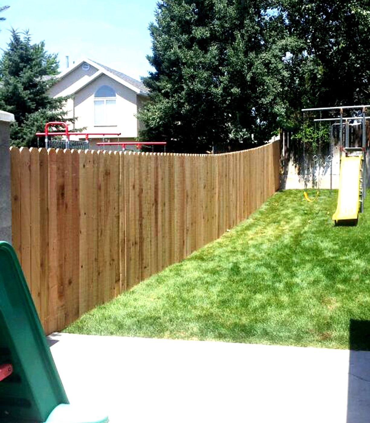 6-Foot Tall Cedar Fence with 6-Inch Dog Ear Pickets